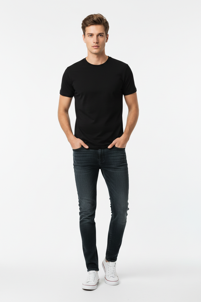 Camiseta básica negra hombre
